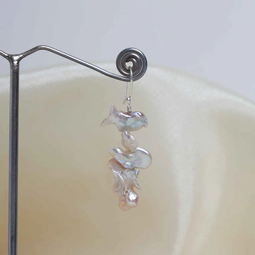 fancy shape earring (2).webp